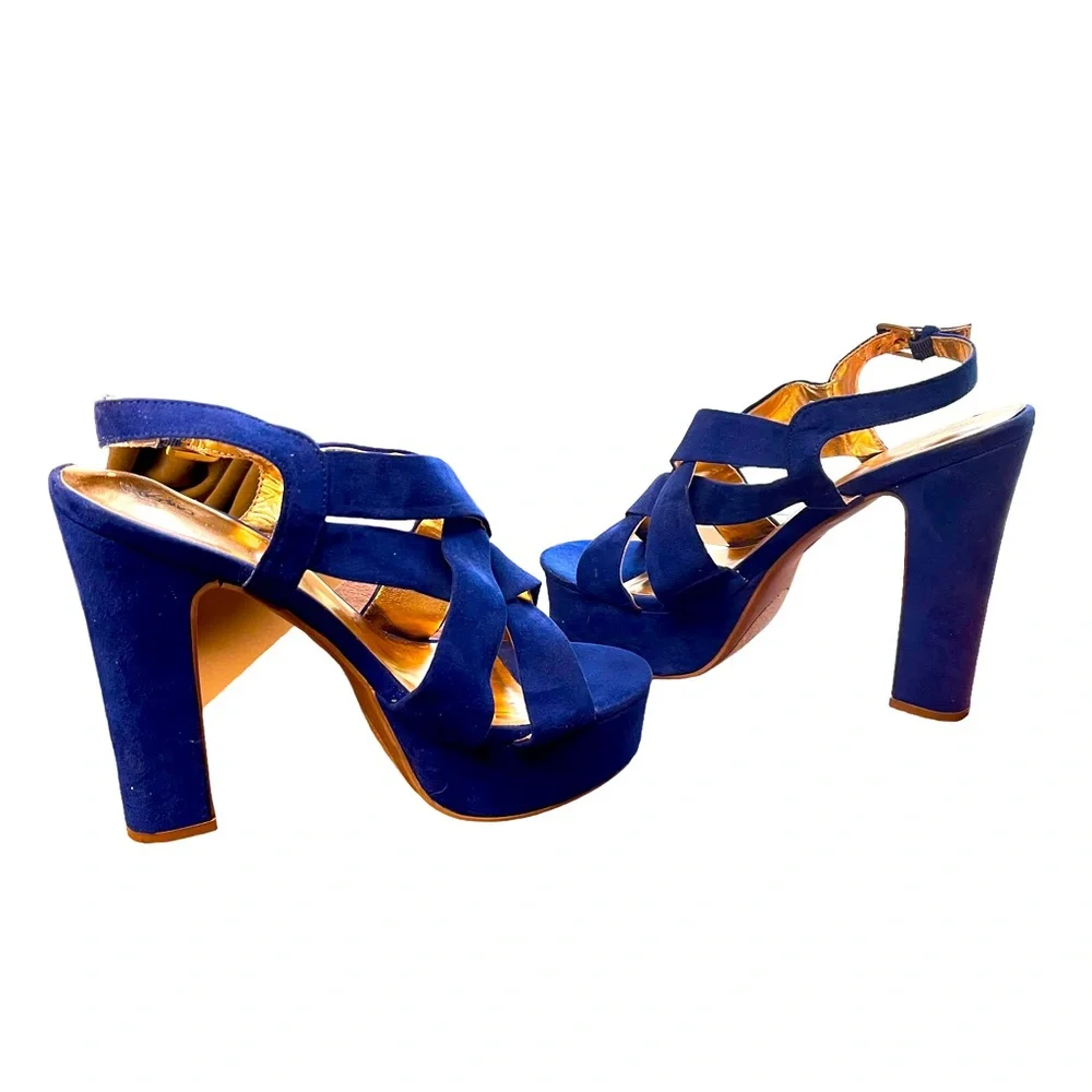 Mossimo I‎ Chunky Platform Sandals